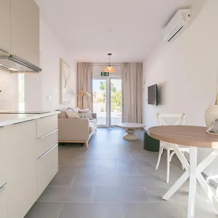 Arkhe Apartman *